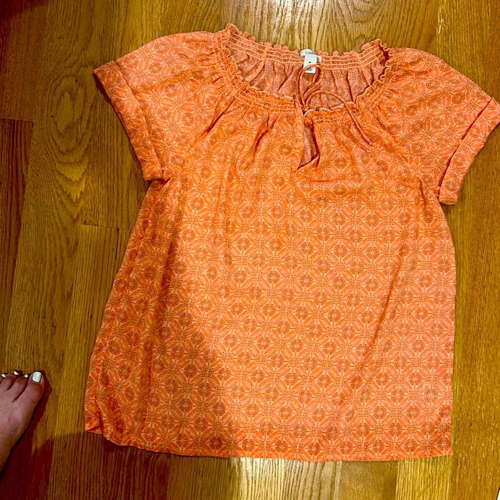 Flowy peachy summer blouse